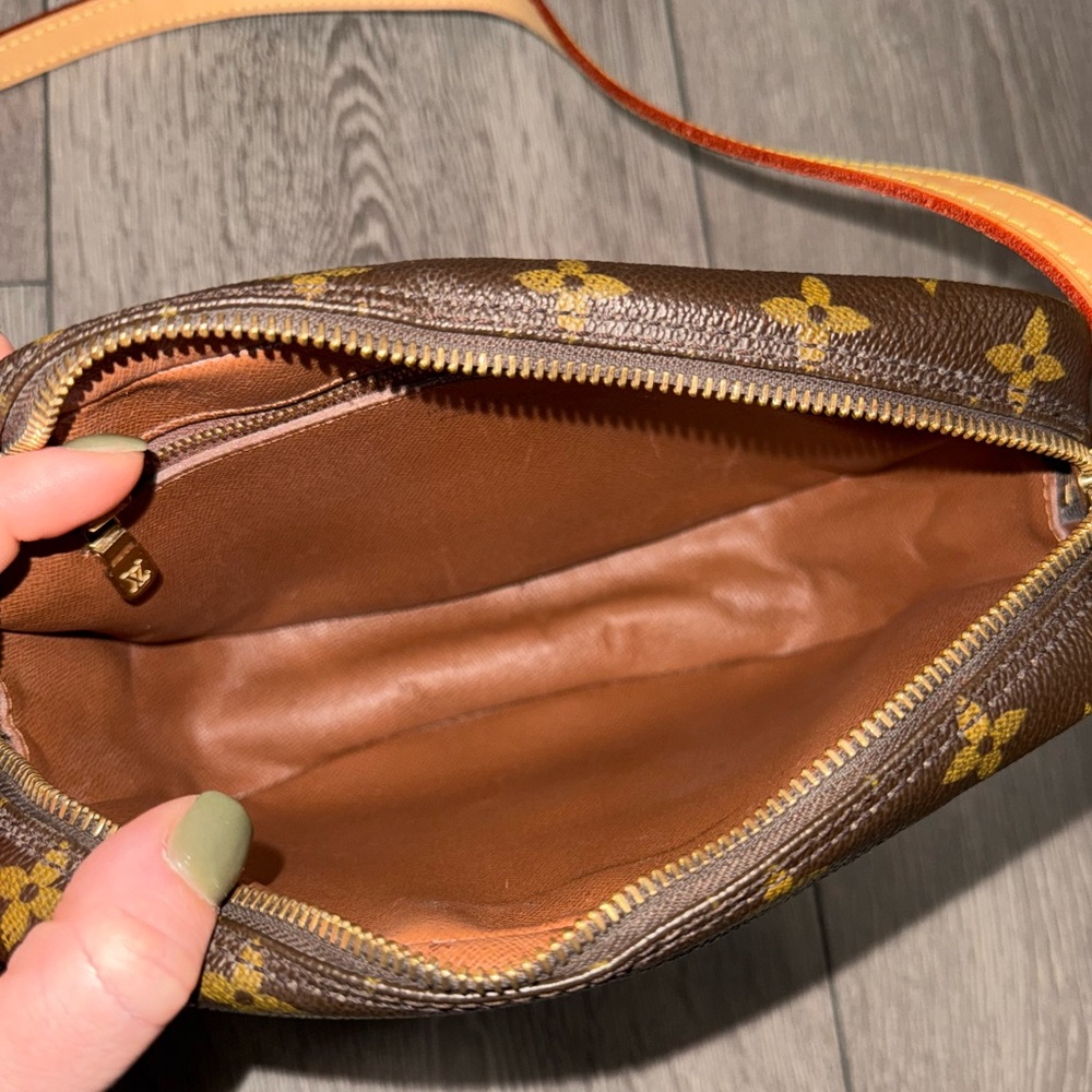Louis Vuitton Jeune Fille MM Shoulder Bag in Monogram Brown✨ - Picture 11 of 17
